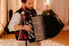 Hudobný doprovod, učiteľ, hudobník, moderátor Dominik Krpelán. Prievdiza, Bojnice, Trenčín, Žilina, Banská Bystrica, Čadca, Kysucké Nové Mesto, Považská Bystrica, Liptovský Mikuláš, Námestovo, Kežmarok, Galanta, Dunajská Streda